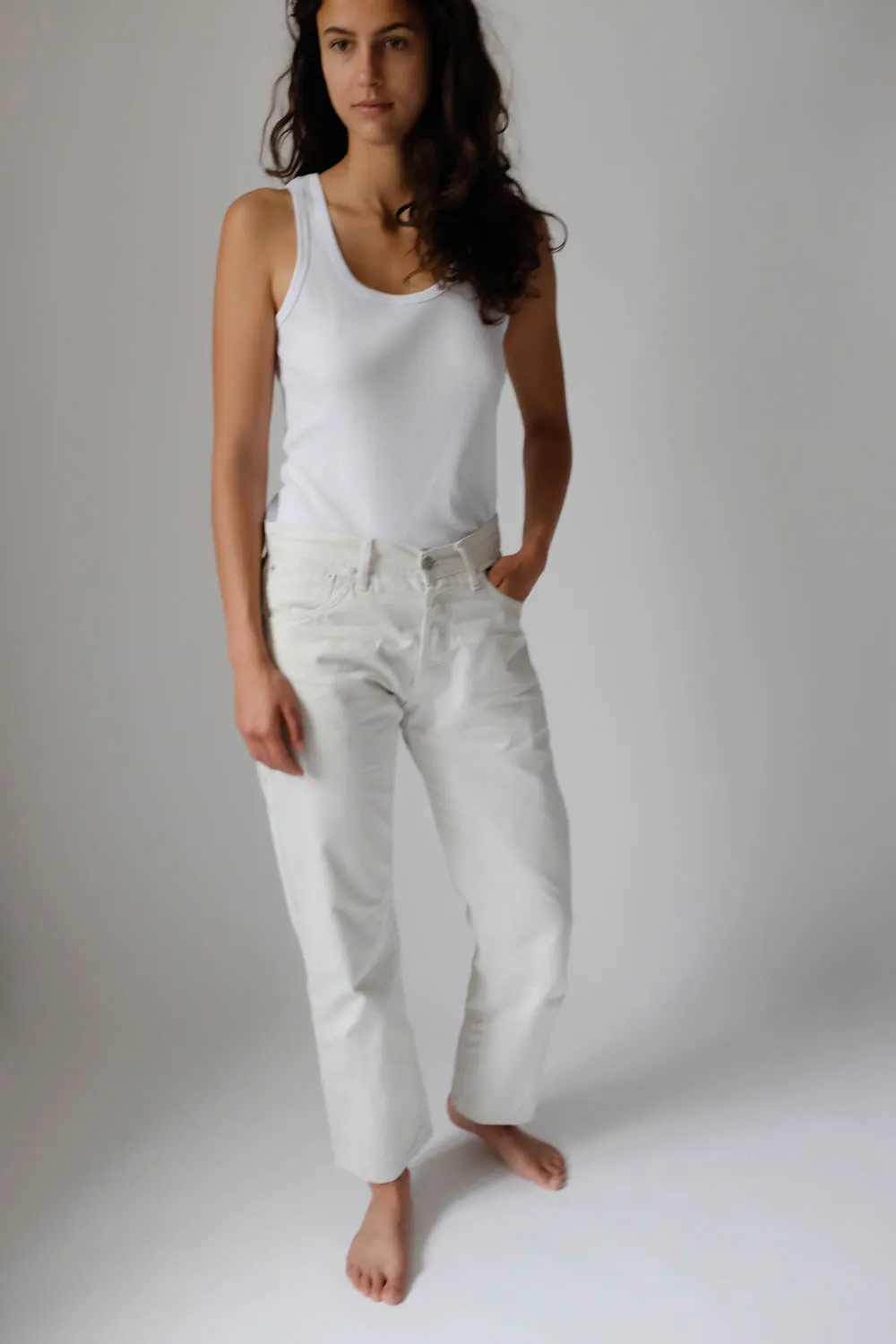 0034_LEVIS OFF WHITE JEANS