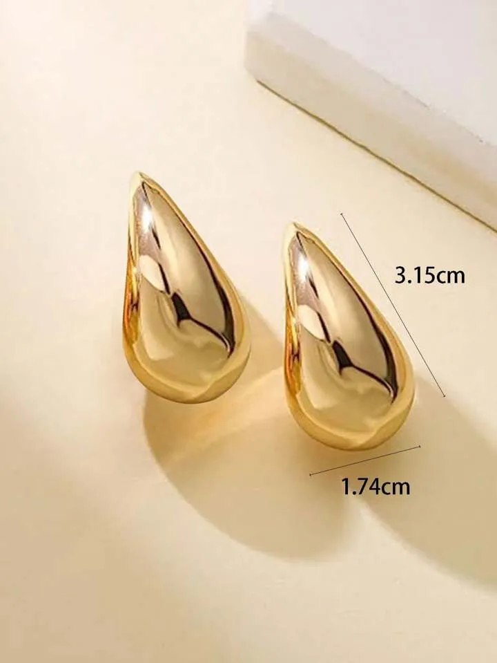 1pair long drop shape earrings in gold