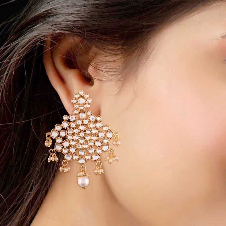 Alloy Earring Set with Maang Tikka in White