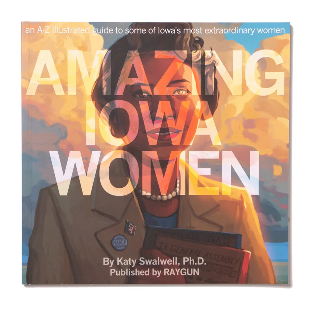 Amazing Iowa Women A-Z Book