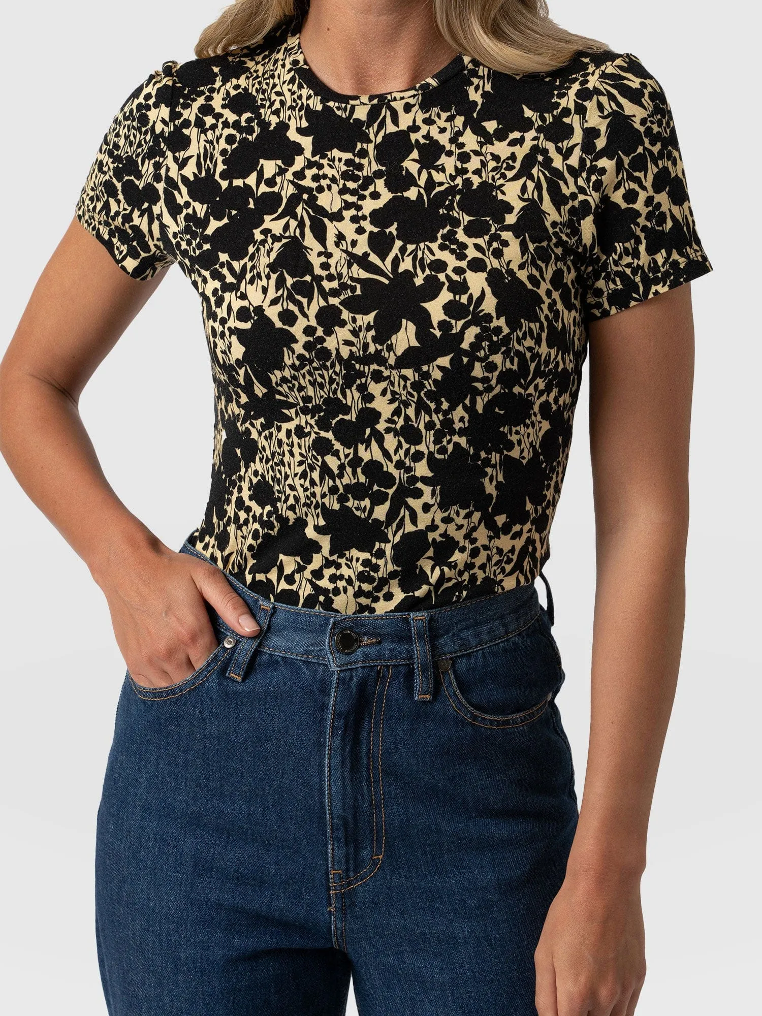 Austen Crew Neck Tee Short Sleeve - Yellow Black Floral