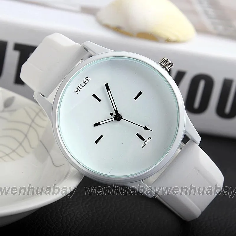 Black White Silicone Quartz Watches Women Sports