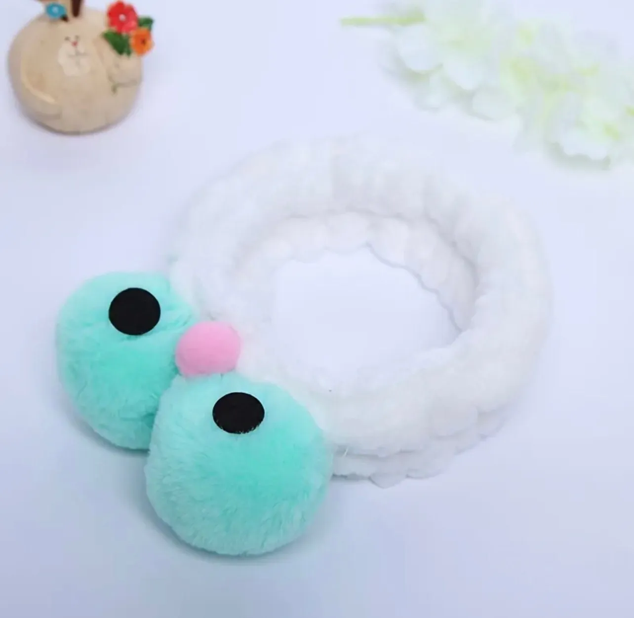 Cute Bird Eye  SPA Headband , Funny Big Eyes Hair Band for Washing Face Elastic Shower Face Washing Hairband