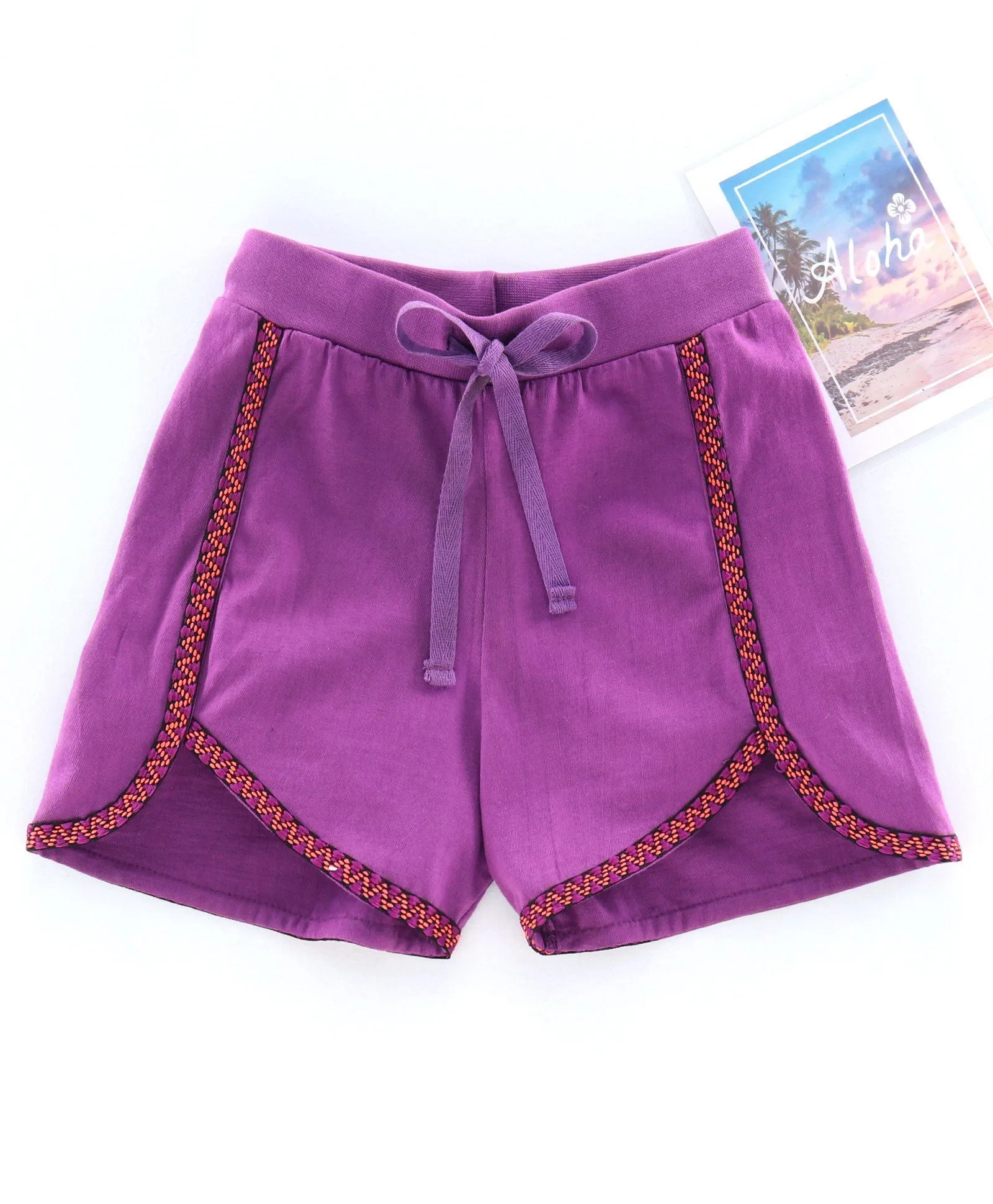 Girls Knit Short With Tape Hem