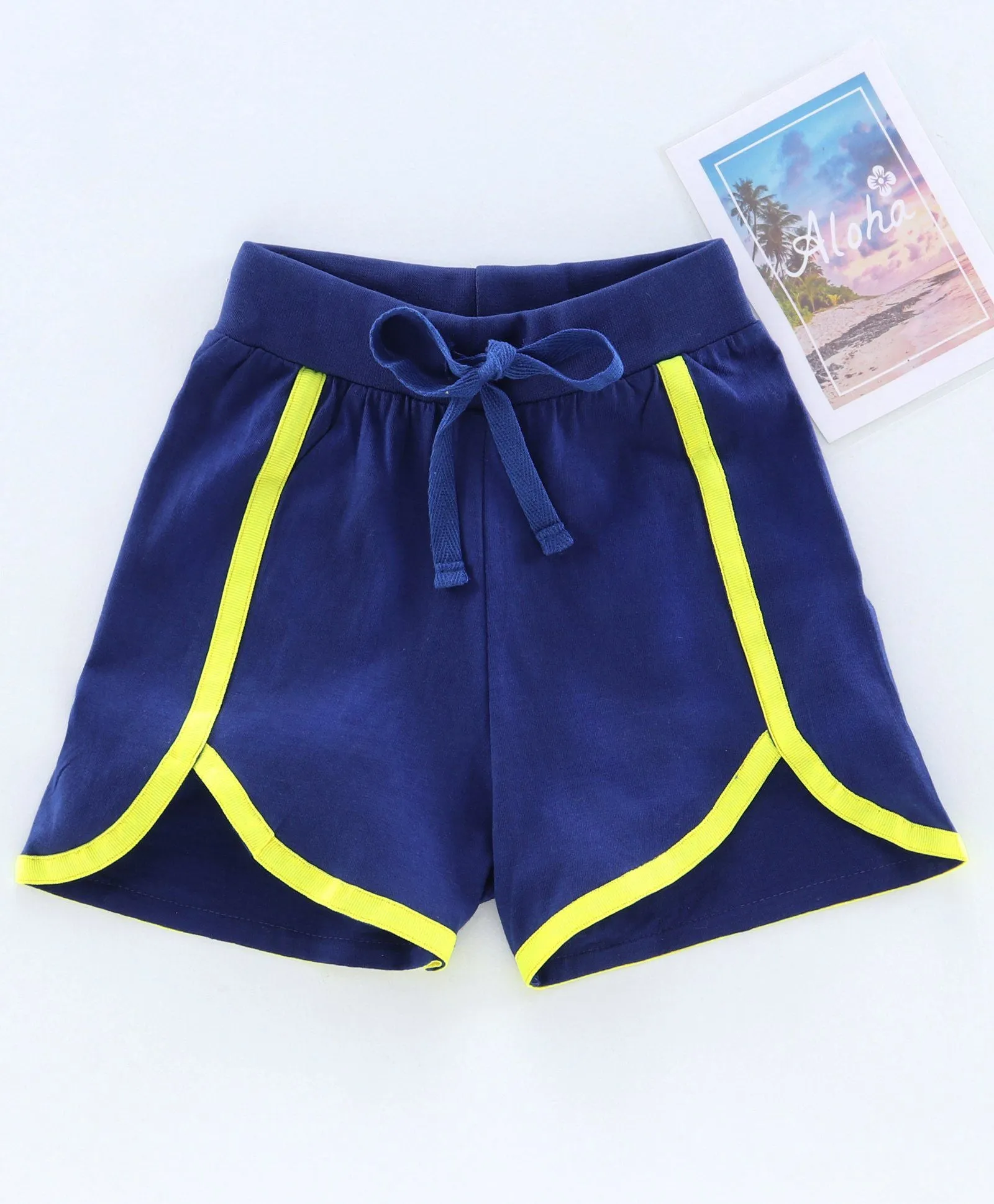 Girls Knit Short With Tape Hem