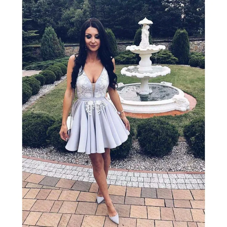 Homecoming Dresses With Appliques, Prom Dresses 2019, Short Silver Homecoming Dresses, V-Neck Homecoming Dresses ER1073