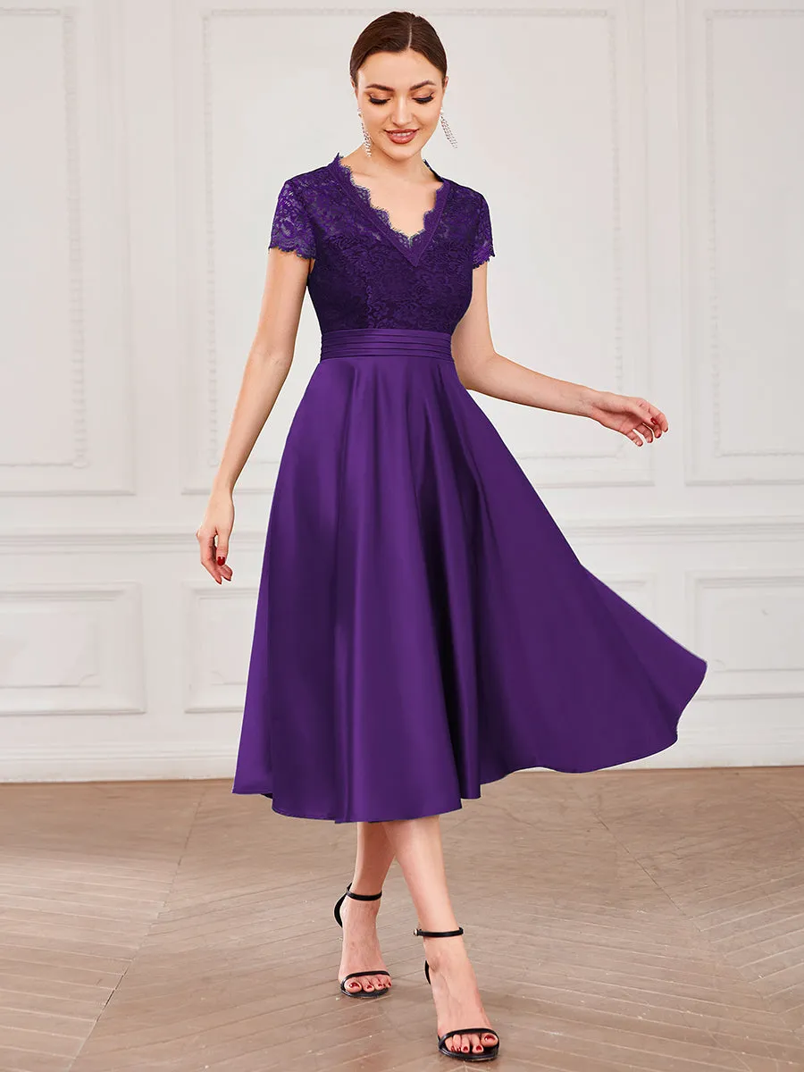 Women's Short Sleeves Knee-Length Wholesale Homecoming Cocktail Dresses